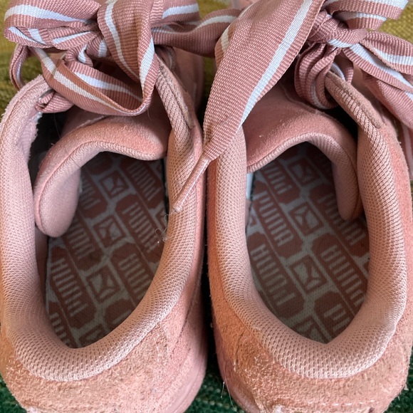 Puma Suede Heart Satin II Cameo Brown Pink Womens Casual Sneakers - Picture 3 of 6